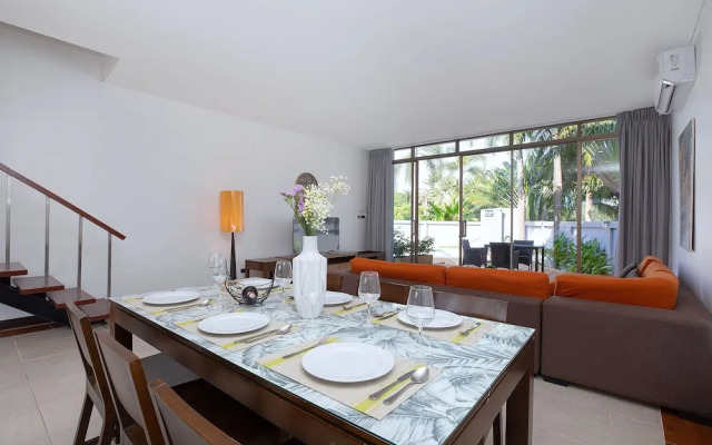 Private 3BR Pool Access Villa Argent 10