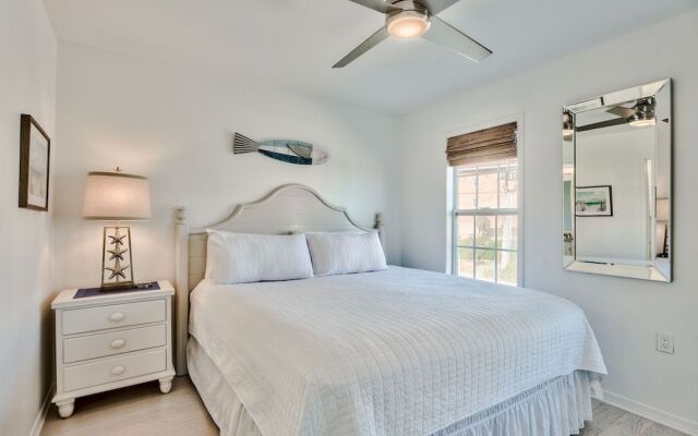 Waterside Dreams Beachfront Newly Remodeled