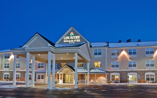 Country Inn & Suites By Carlson, Houghton, MI