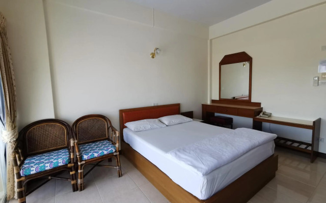 Subhamitra Hotel Hua Hin (SHA Certified)