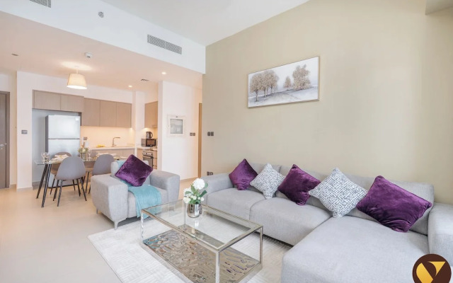 Luxury 2BR in ACT 1 Near Dubai Mall