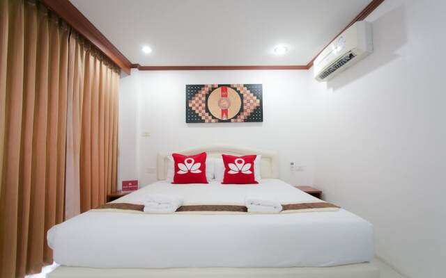 ZEN Rooms Patong Nanai 8