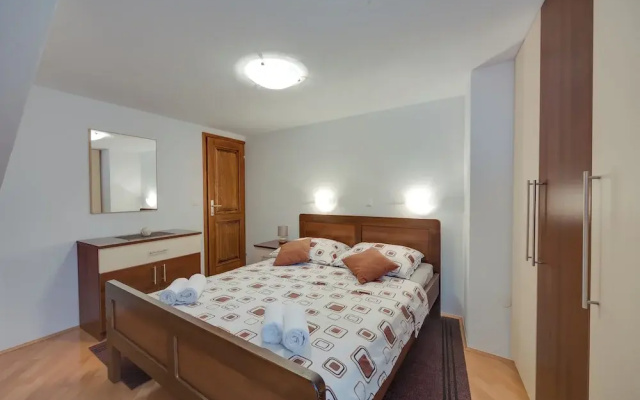 Holiday Home Ema in Tar - Vabriga