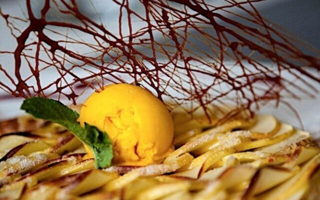 Logis Hotel Le Prieure Des Gourmands