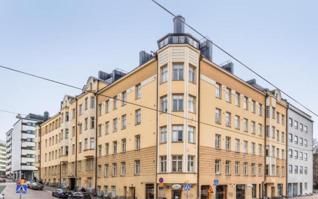 WeHost Bright Studio for 6 Kallio Travellers