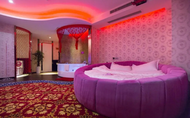 Romantic Love Theme Hotel
