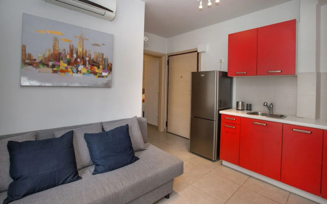 Modern Comfy Aptm Near the Acropolis by GHH