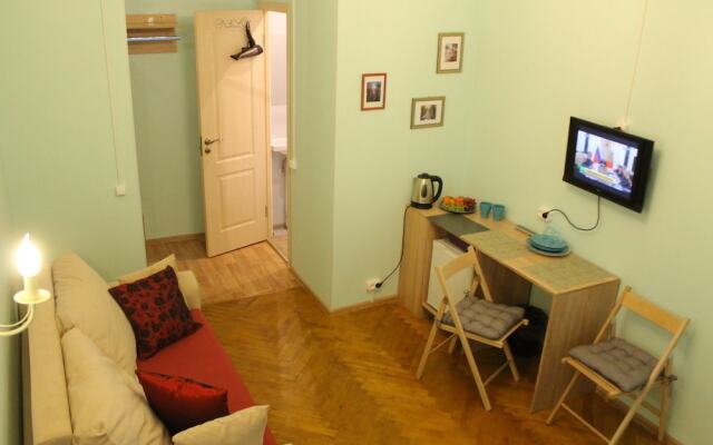 Apartments near Letniy Sad