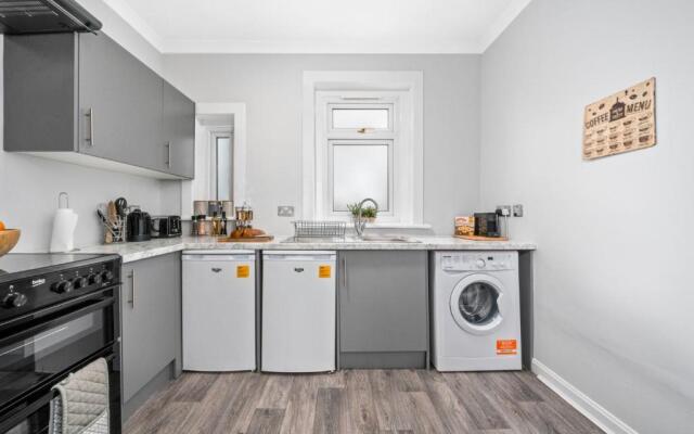 McCulloch Apartment