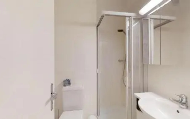 Hauser's Westend Appartements B&B