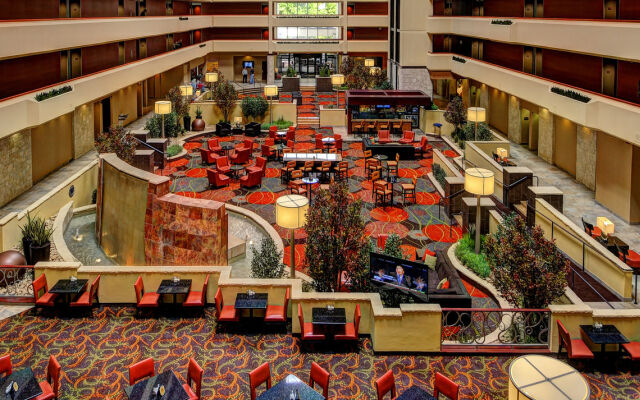 University Plaza Hotel and Convention Center Springfield