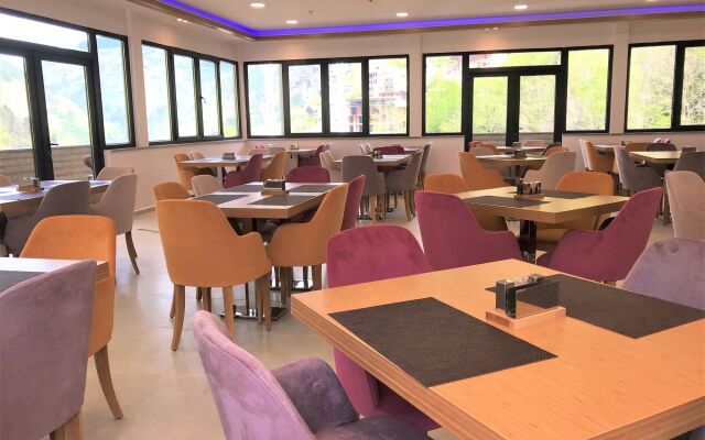 Golden Inn Hotel Uzungol