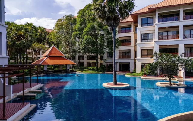 4 Bed Beachfront Condo SP43