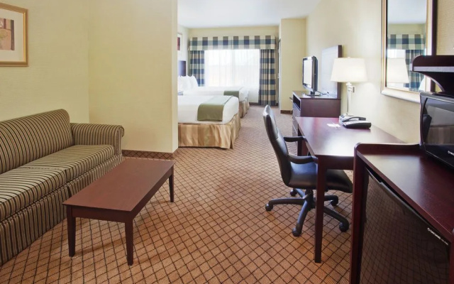 Holiday Inn Express Lodi