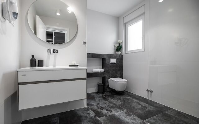 Luxury Villas Travera