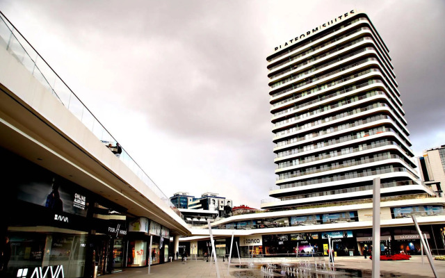 Platform Merter Suites