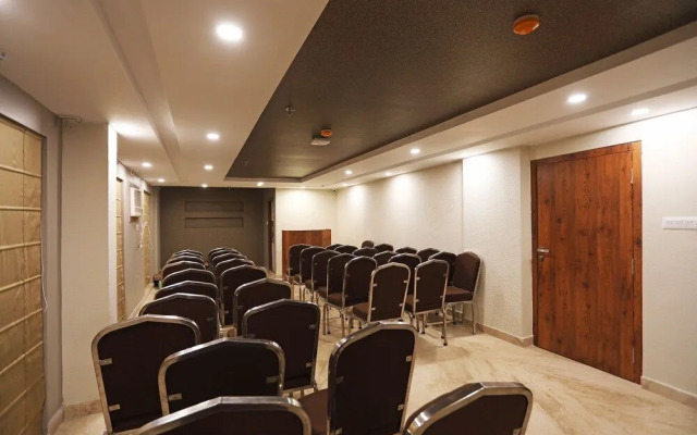 Pikus Inn By OYO Rooms