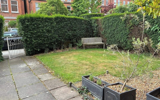 London Apt - Sleeps 5 - Great Transport Links