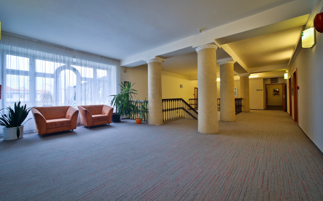 Atlantic Hotel