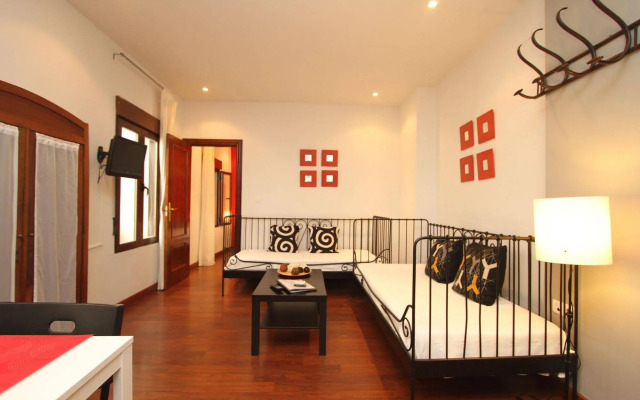 Paseo de los Tristes