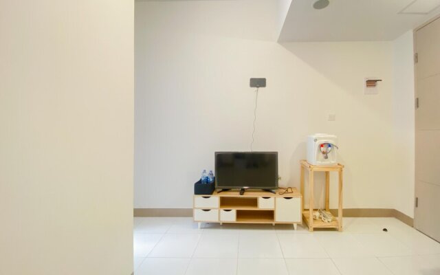 Homey And Comfortable 2Br At Tokyo Riverside Pik 2 Apartment