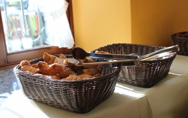 Hotel Il Portico by LVG Hotel Collection