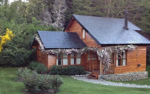 Nguillatun Cabanas & Bungalows