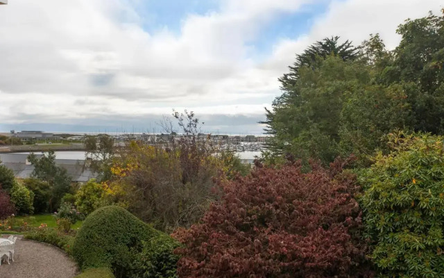 Brynbach at Brynhyfryd