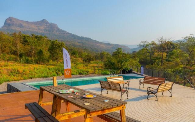 SaffronStays Cabana