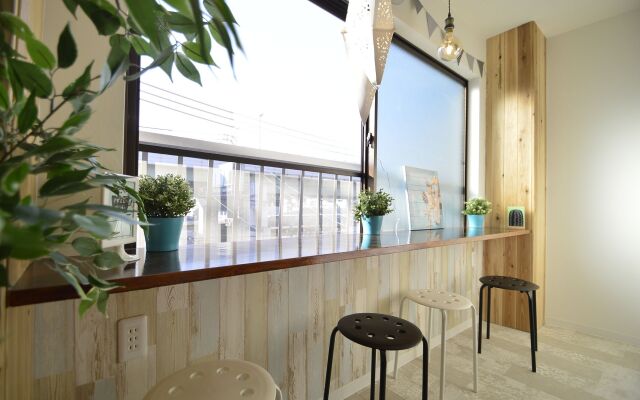 R Guest House - Hostel