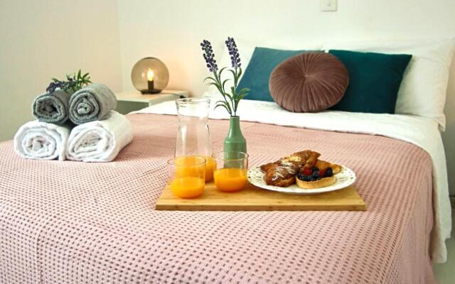 Phaedrus Living: Seaside Luxury Flat Natalia House 102