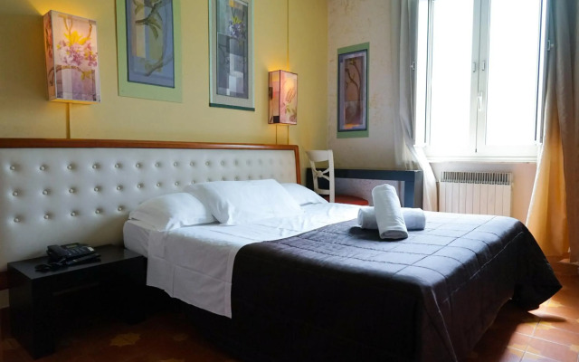 Hotel Roma Room
