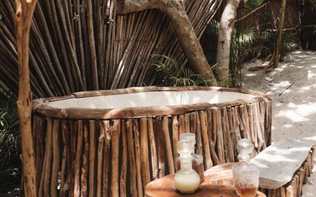 Ikal Hotel Tulum