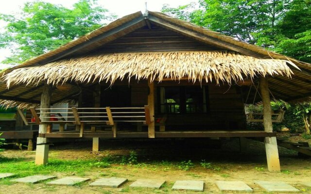 Khaoyai Uncle Nai's Hut