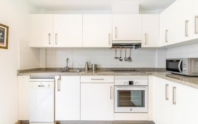 Flatguest San Fernando + 4Bdr + Terrace + Parking