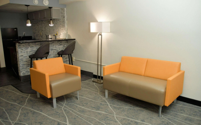 Clarion Pointe Jacksonville near Camp Lejeune