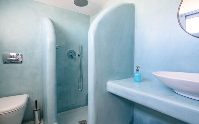 Villa George Santorini