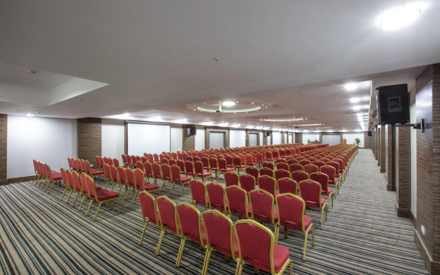 Aria Claros Beach & Spa Resort – All Inclusive