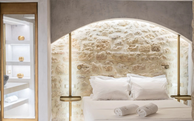 Inotropes Boutique Suites