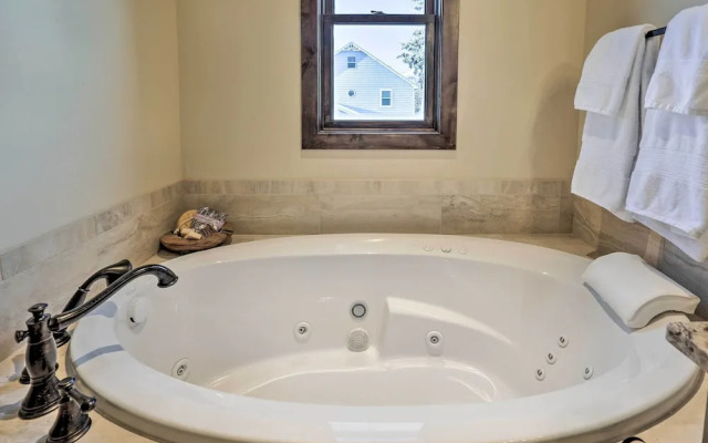 1/2 Mi to Dtwn: Golden Gem w/ Patios!