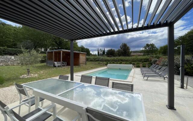 Maison Salavas, 4 pièces, 8 personnes - FR-1-382-146