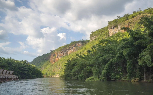 The FloatHouse River Kwai