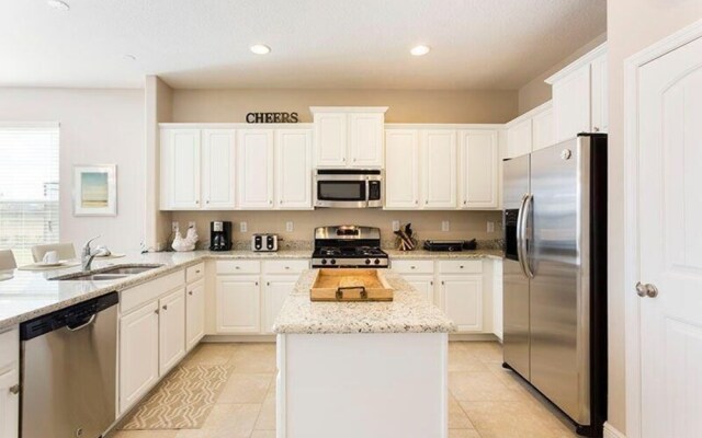 4163 Oaktree Drive 6 Bedroom Home