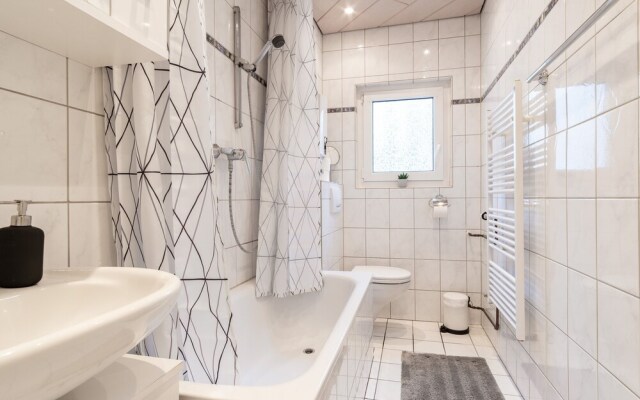 Stylisches Apartment mit Balkon
