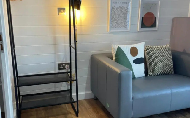 Highland Stays - The Oaks Studio Pod