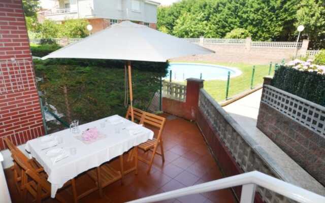 106305 - Apartment in Isla