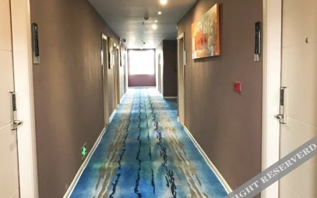 Nanning Ouman Fashion Hotel (Jinagnan Wanda, Wuyi East Road)