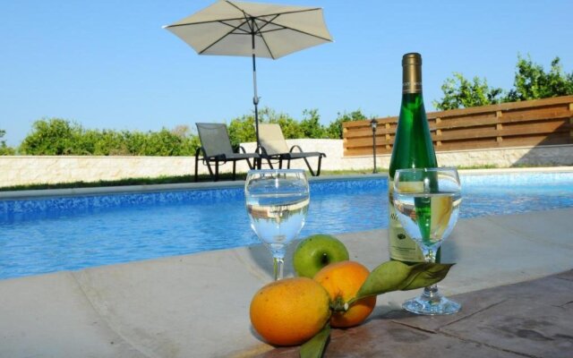 Citrus Grove Villa
