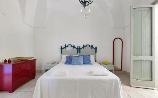1675 Masseria Villa in Torre Specchia Ruggeri