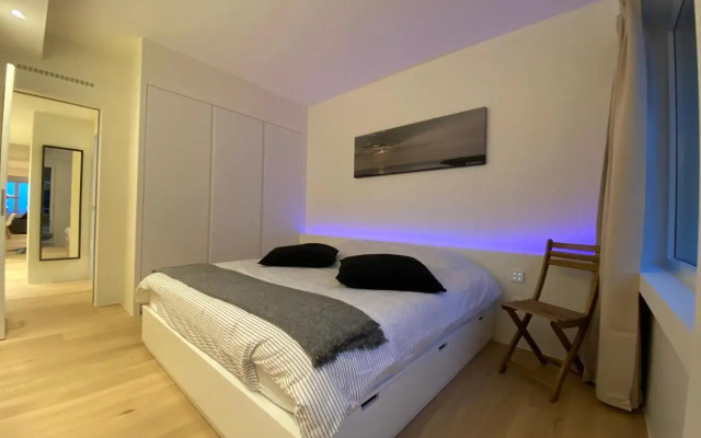 OSKAR luxe appartement op zeedijk met zeezicht